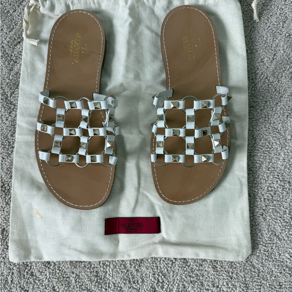 Valentino White and Tan Flats